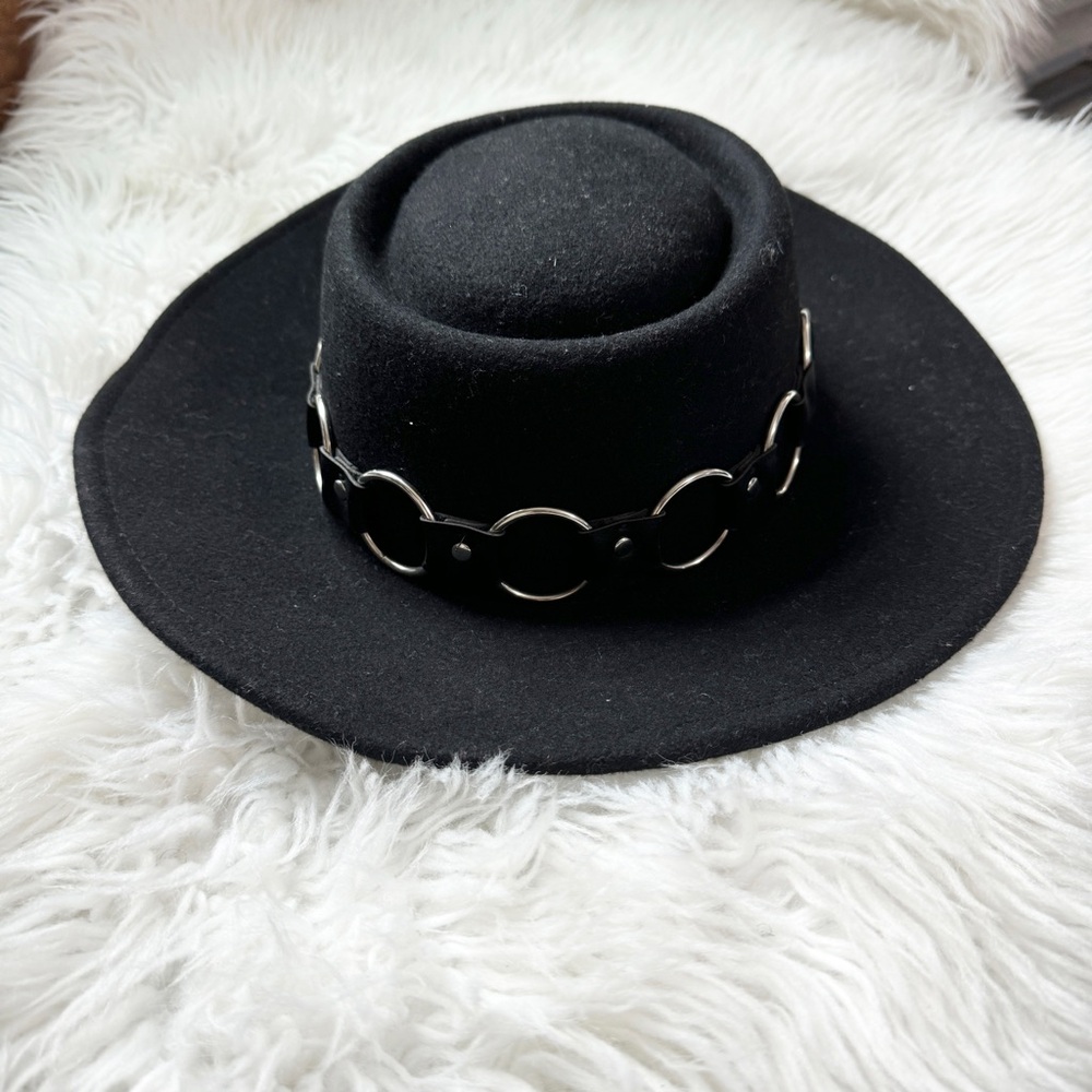 Elegant Black Hat with Silver Accents For @Porgy22